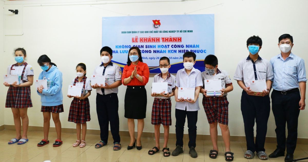 Học Bổng Tiếp Sức Đến Trường Cho Con Em Công Nhân Kcn Hiệp Phước | Khu Công Nghiệp Hiệp Phước