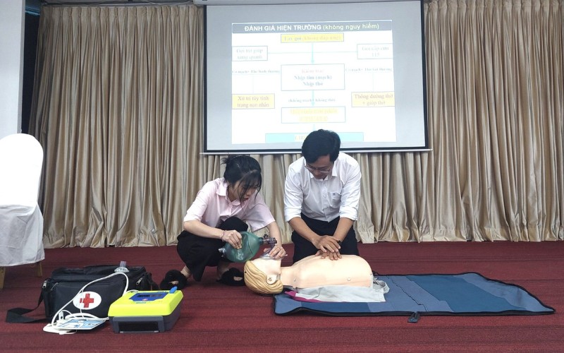Buổi Huấn Luyện An Toàn, Vệ Sinh Lao Động Nhóm 4 Cán Bộ Nhân Viên Hipc