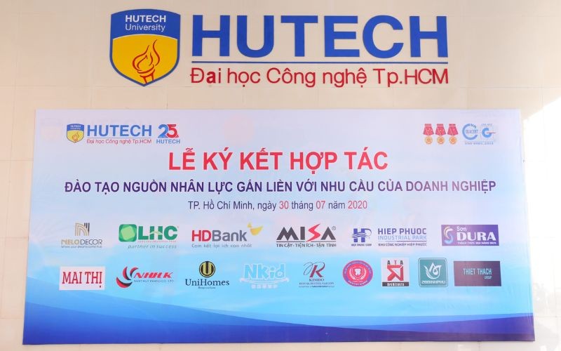 Kcn Hiệp Phước Ký Kết Hợp Tác Cùng Trường Đại Học Hutech Đào Tạo Nhân Lực Trình Độ Cao Cho Doanh Nghiệp | Khu Công Nghiệp Hiệp Phước