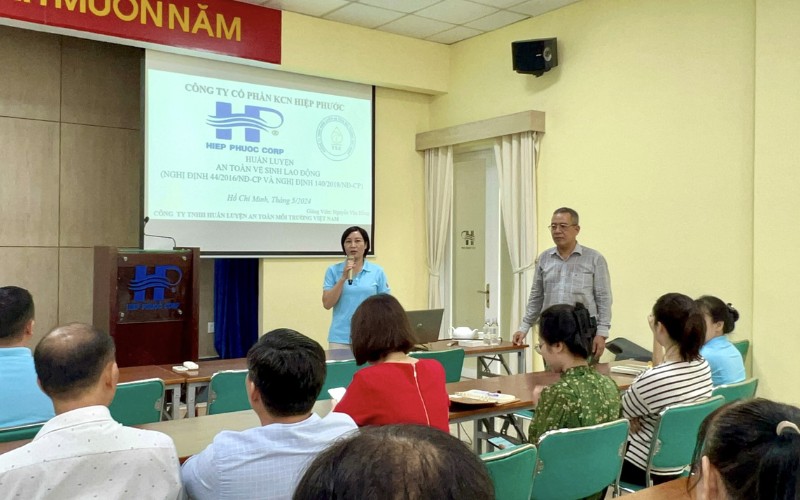 Buổi Huấn Luyện An Toàn, Vệ Sinh Lao Động Nhóm 4 Cán Bộ Nhân Viên HIPC