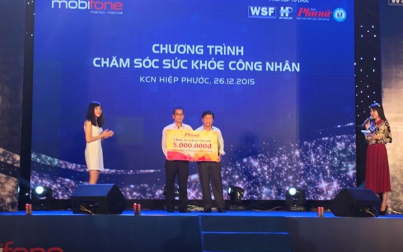 Chương trình chăm lo sức khỏe và văn nghệ phục vụ công nhân KCN Hiệp Phước