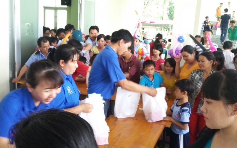 Chương trình “vui hội trăng rằm” năm 2015