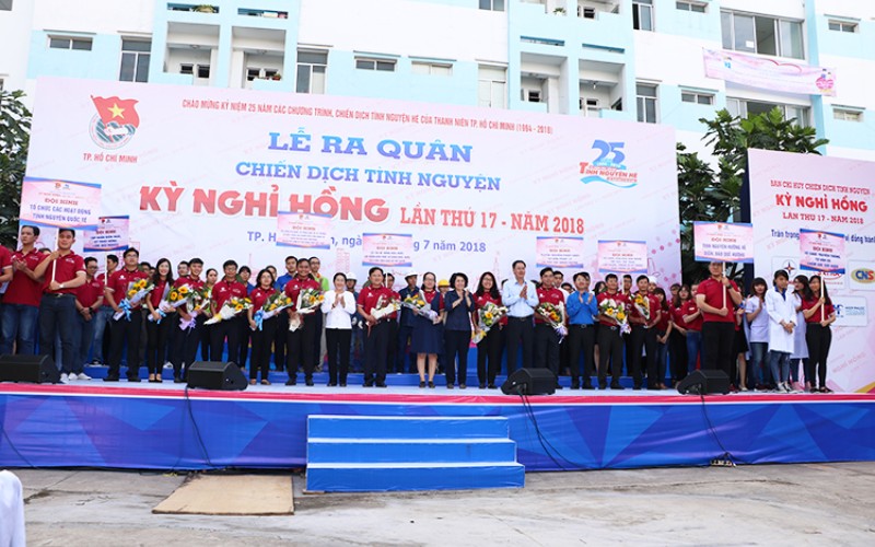 HIPC đồng hành cùng Chiến dịch tình nguyện Kỳ nghỉ hồng năm 2018