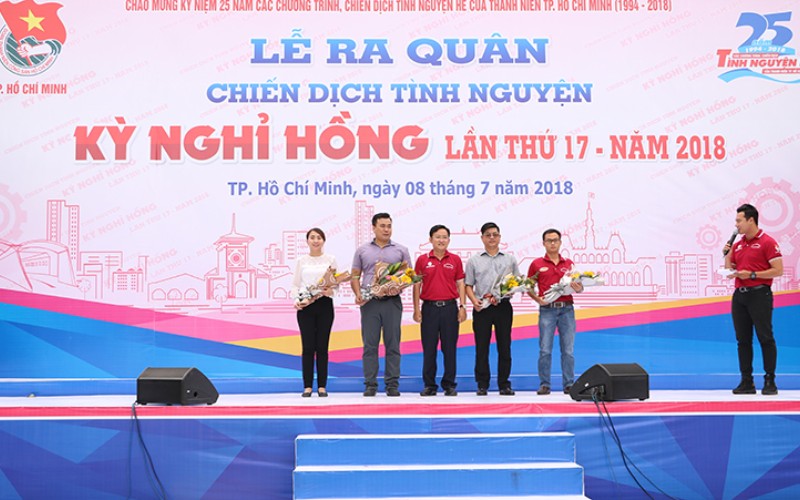 HIPC đồng hành cùng Chiến dịch tình nguyện Kỳ nghỉ hồng năm 2018