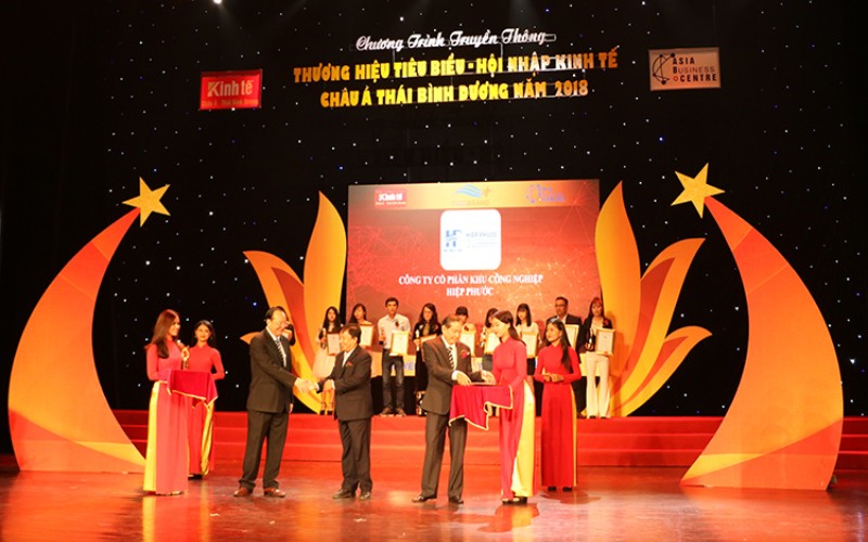 HIPC được vinh danh Top 10 “Thương hiệu tiêu biểu hội nhập Châu Á – Thái Bình Dương” 2018