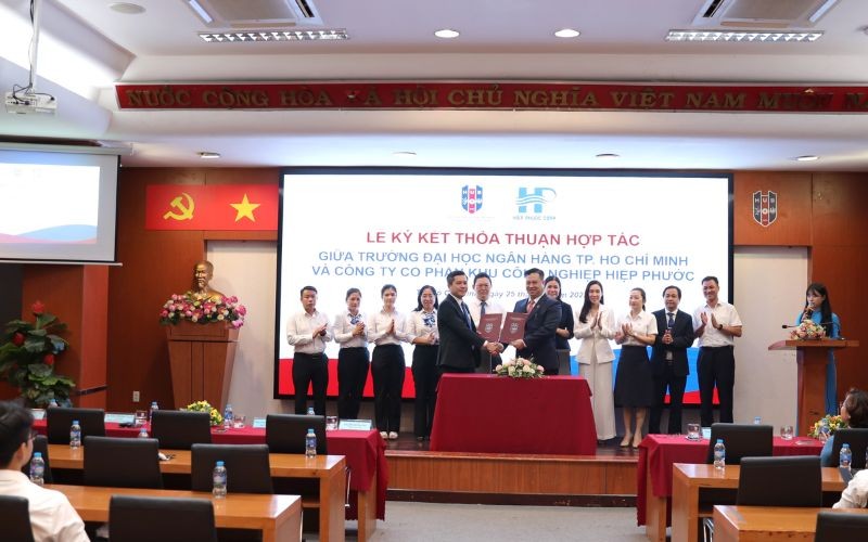 HIPC ký kết thỏa thuận hợp tác toàn diện với Trường ĐH Ngân hàng TP.HCM 2023 - 2027