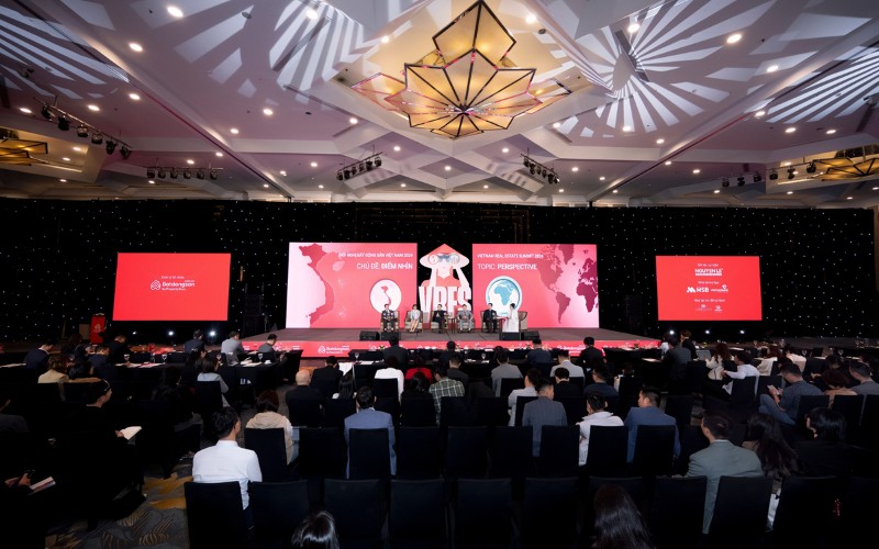 Hội nghị Bất động sản VRES 2024: Nhìn lại thị trường bất động sản 30 năm