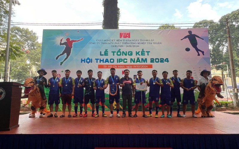 HIPC đạt Giải Nhì Bóng đá