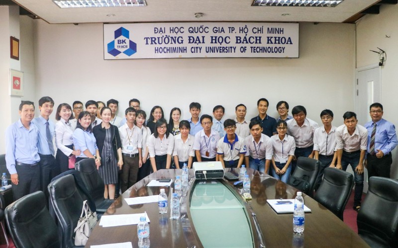 KCN Hiệp Phước tài trợ 40 suất học bổng cho sinh viên Đại học Bách khoa