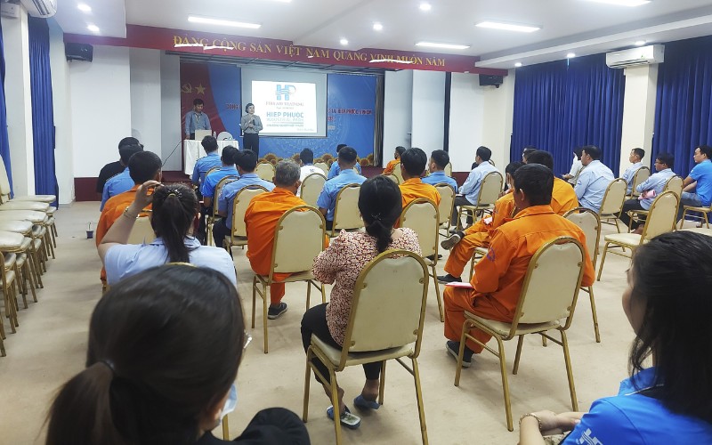 Khóa huấn luyện Sơ cấp cứu cho người lao động HIPC