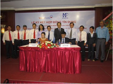 Ký Kết Hợp Đồng Tài Trợ Tín Dụng