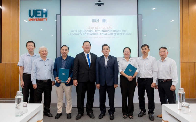 Lễ Ký Kết Biên Bản Ghi Nhớ Giữa Hipc Và Đại Học Kinh Tế Tp.hcm