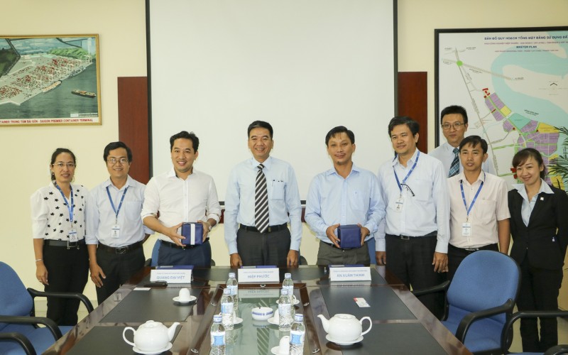 Lễ ký kết hợp đồng đặt cọc thuê Lô đất E8CA-2a thuộc giai đoạn 2 trong Khu Công nghiệp Hiệp Phước