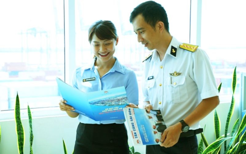 Một ngày ở Cảng Tân Cảng Hiệp Phước, Nhà Bè