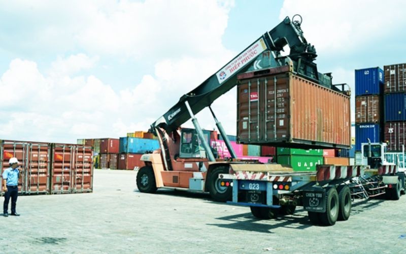 Một ngày ở Cảng Tân Cảng Hiệp Phước, Nhà Bè