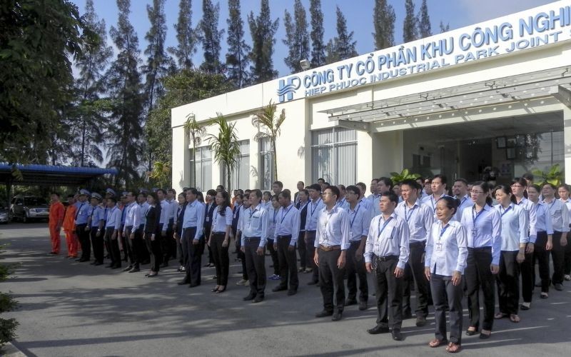 Nét đẹp văn hóa nơi công sở