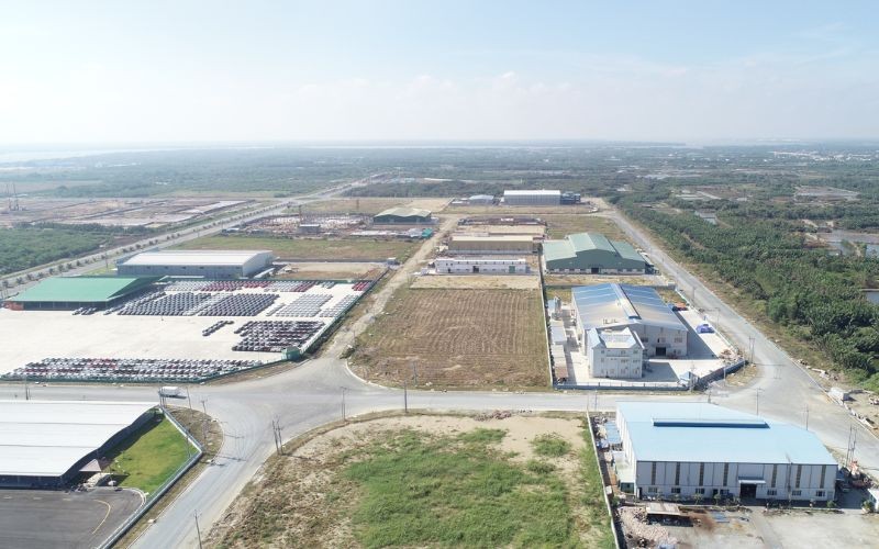 Sôi động bất động sản khu công nghiệp